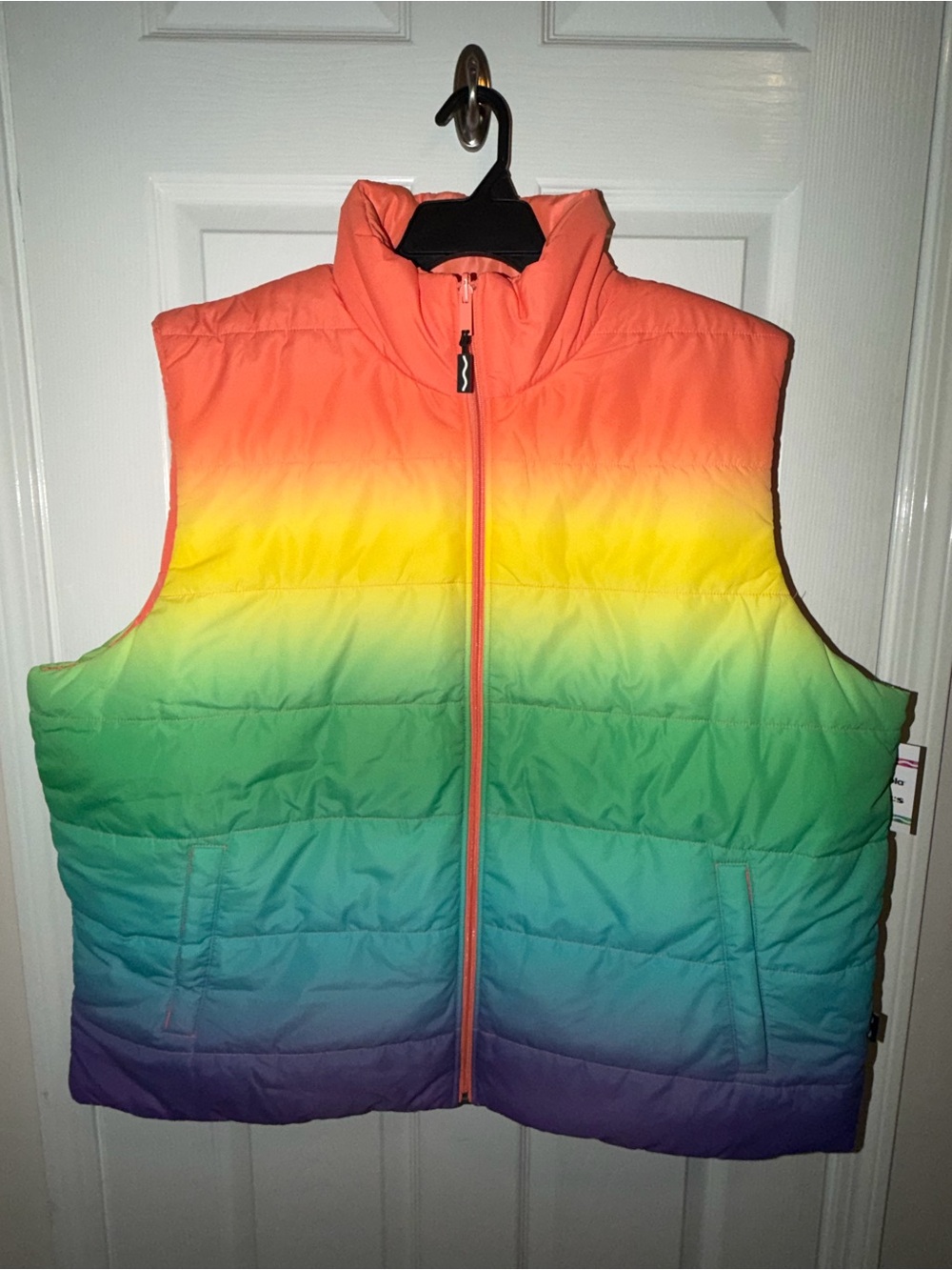Women’s Rainbow Ombre Multicolor Puffer Vest Crayola Brand NWT